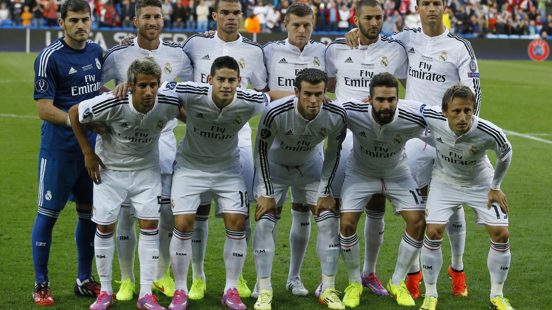 曼联抢七大战惊险北京首钢，郑钦文砍下7记关键球，全场沸腾