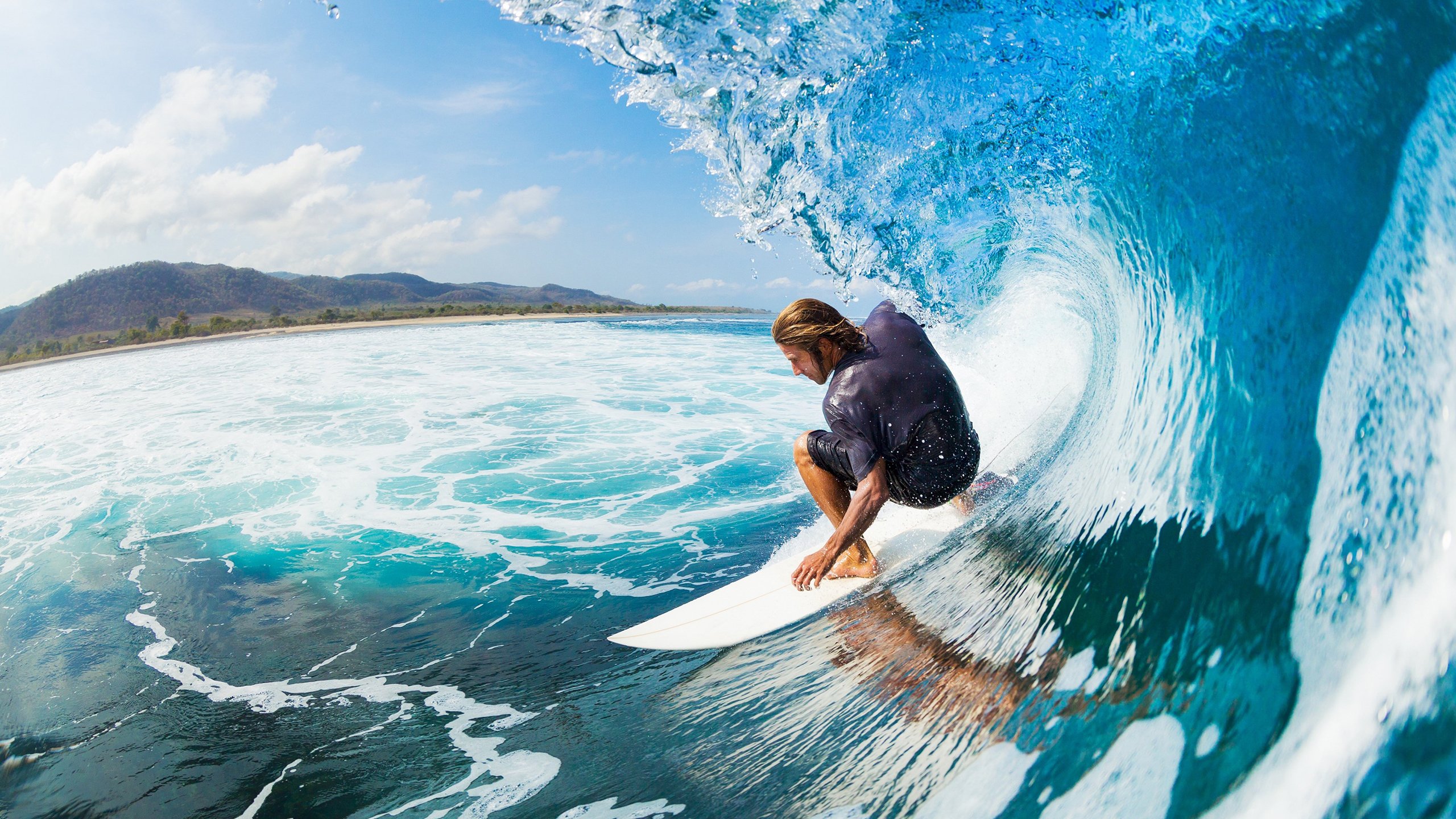 JackeyLove在雄鹿比赛中回归赛场，突破纪录引发热议！